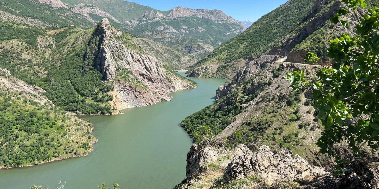 Şemdinli’de barajlarda su seviyesi yüzde 50’ye düştü