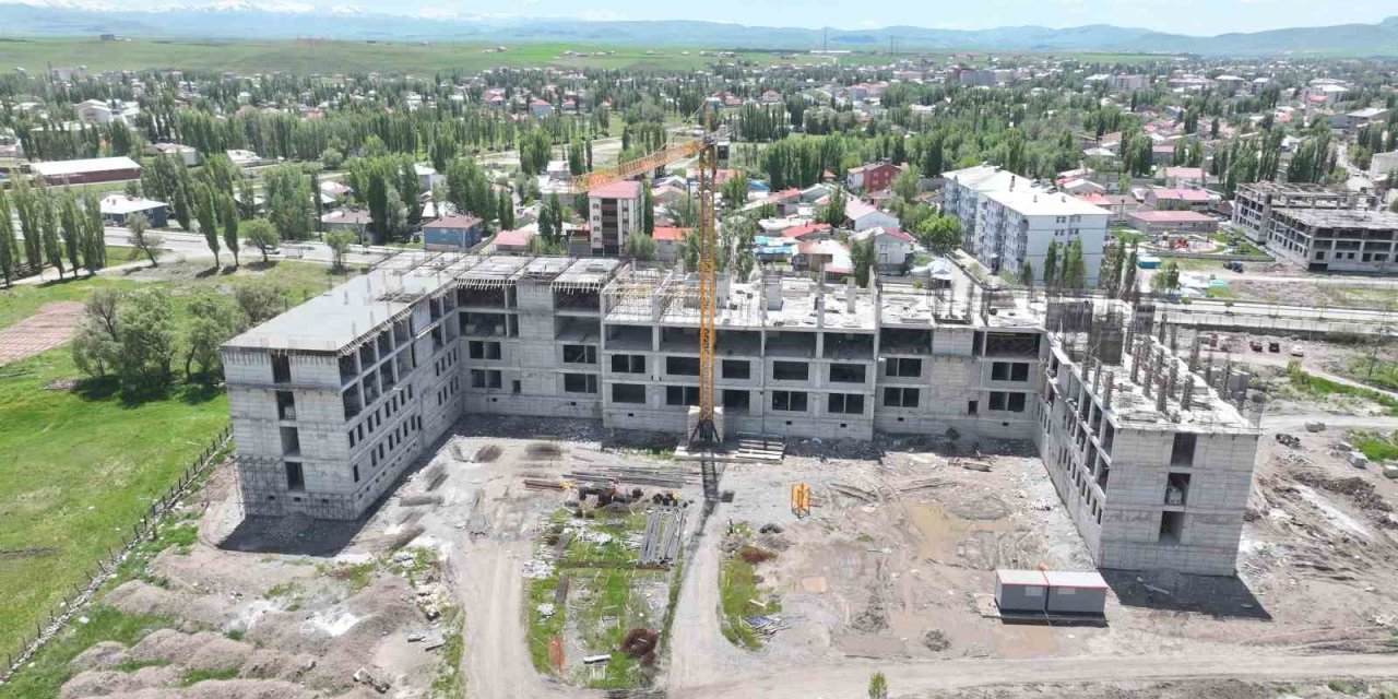 Ağrı’da yeni emniyet hizmet binası inşaatı sürüyor