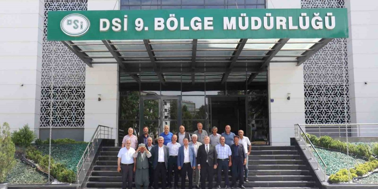 Battalgazi kırsalındaki muhtarlardan DSİ’ye sulama ziyareti