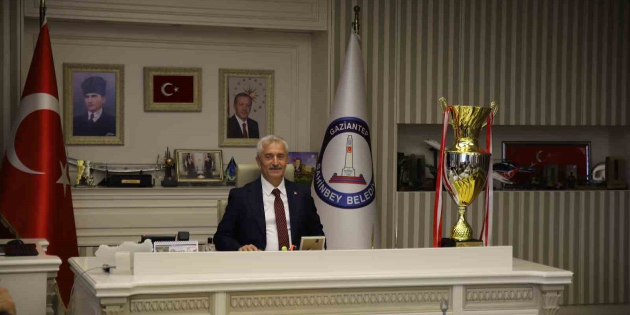 Şampiyon ampute futbolculardan Başkan Tahmazoğlu’na ziyaret