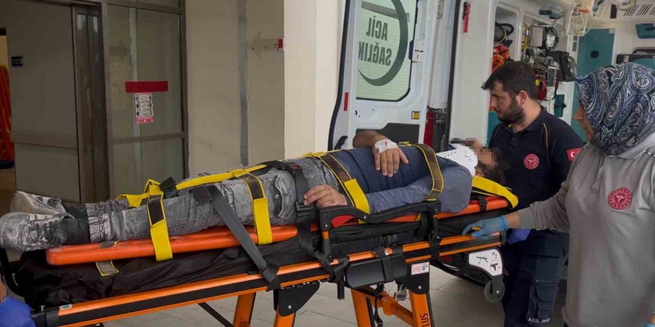 Besni’de trafik kazası: 3 kişi yaralandı