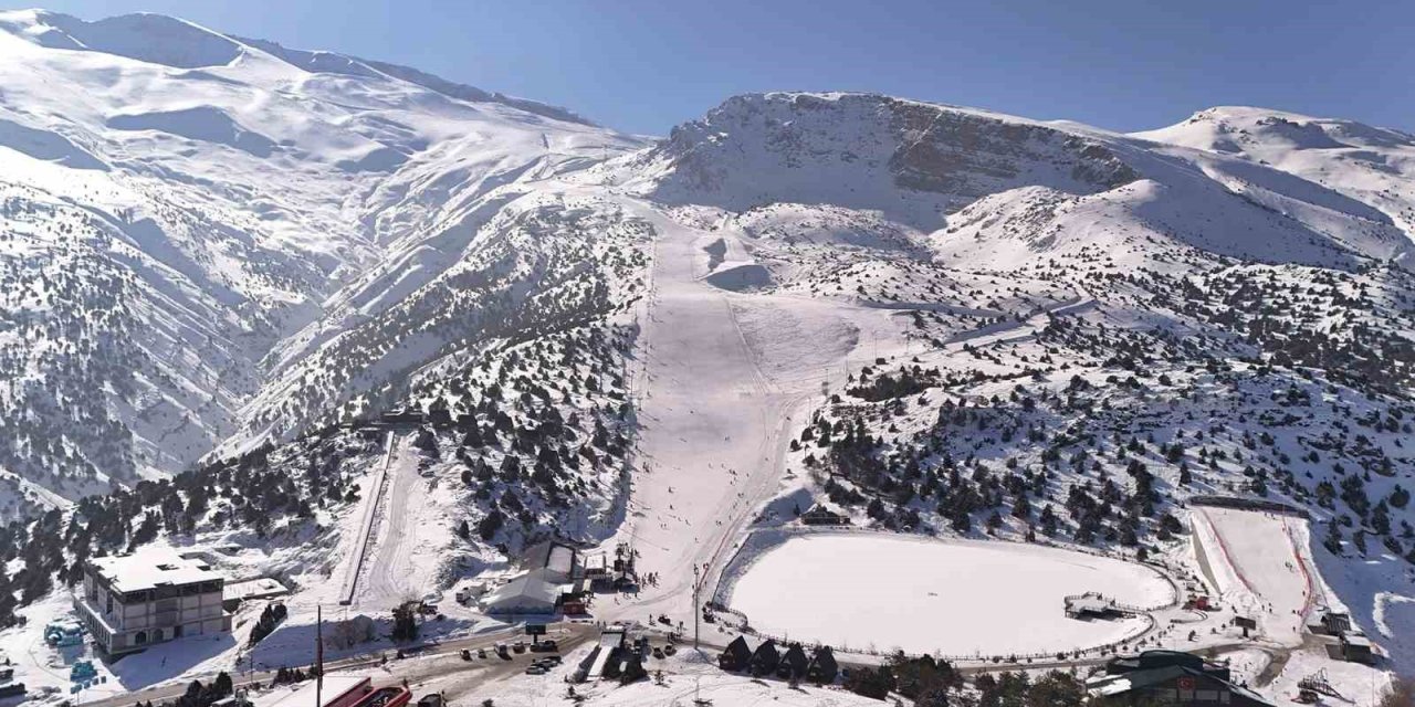 Ergan Dağı dört mevsim turizm merkezi oluyor