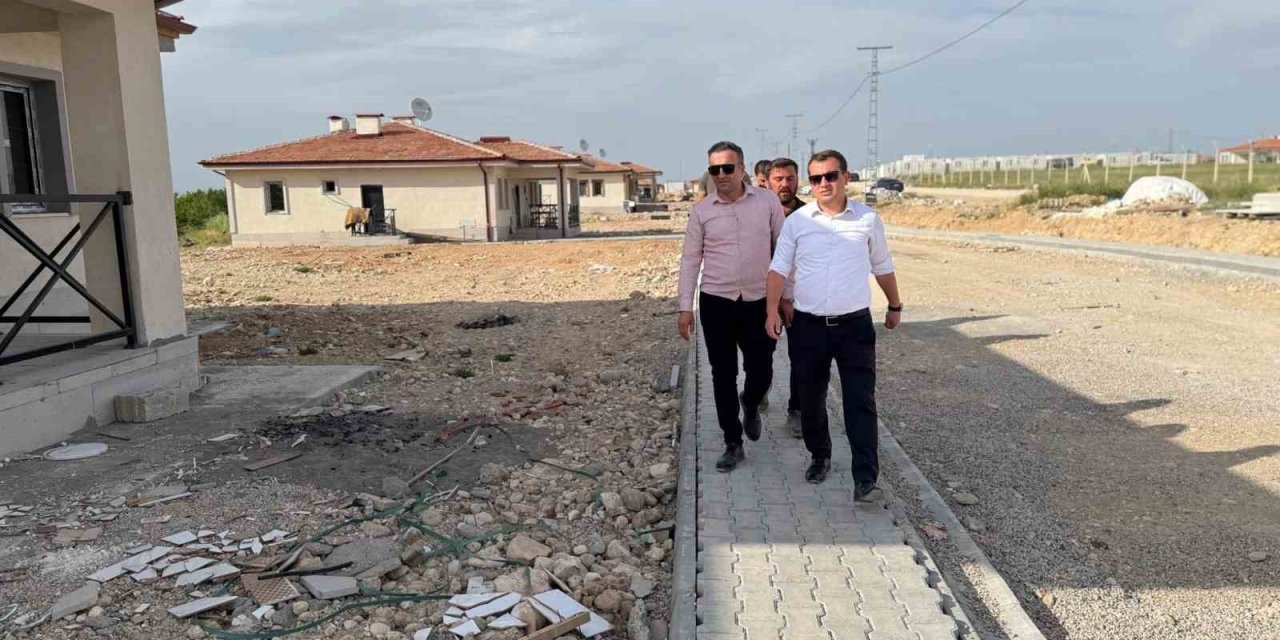 Akçadağ’da 134 köy evi hak sahiplerine teslim edildi