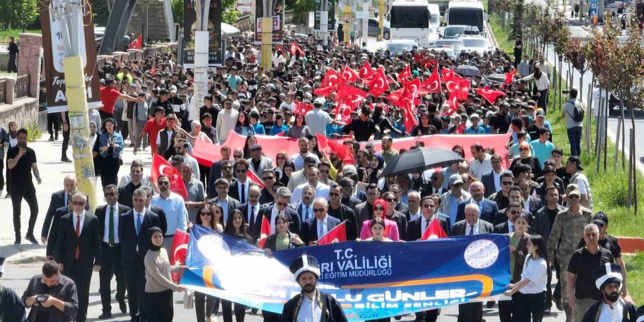 Ağrı’da "Geleneksel Bilim Dolu Günler" bilim şenliği start verdi