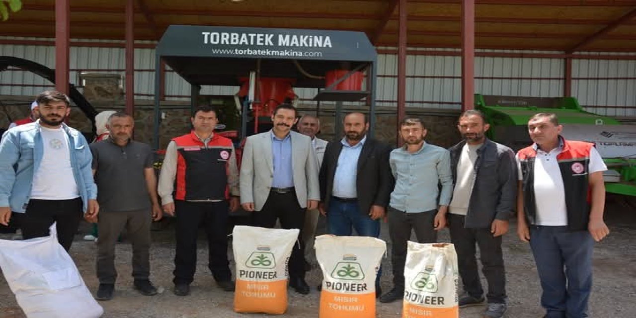 Güroymak’ta fide ve tohum dağıtıldı