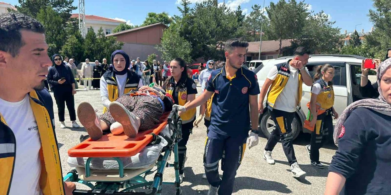 Erzincan'da gerçeğini aratmayan tatbikat