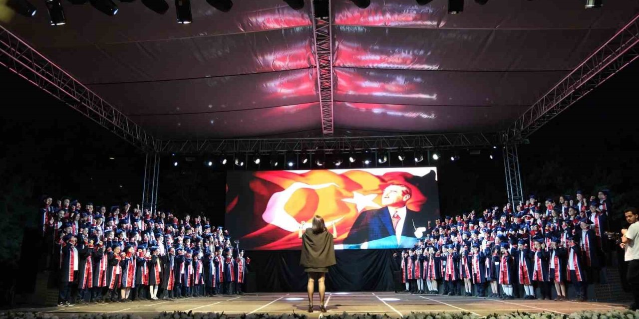 GKV Özel İlkokulunda kep heyecanı yaşandı