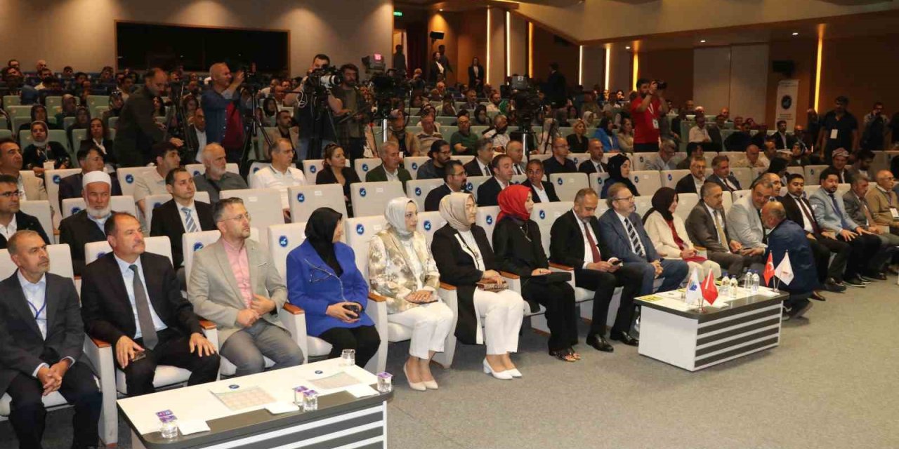 Yüzüncü Yıl Üniversitesinde 6. Uluslararası Kurdiyat Sempozyumu başladı