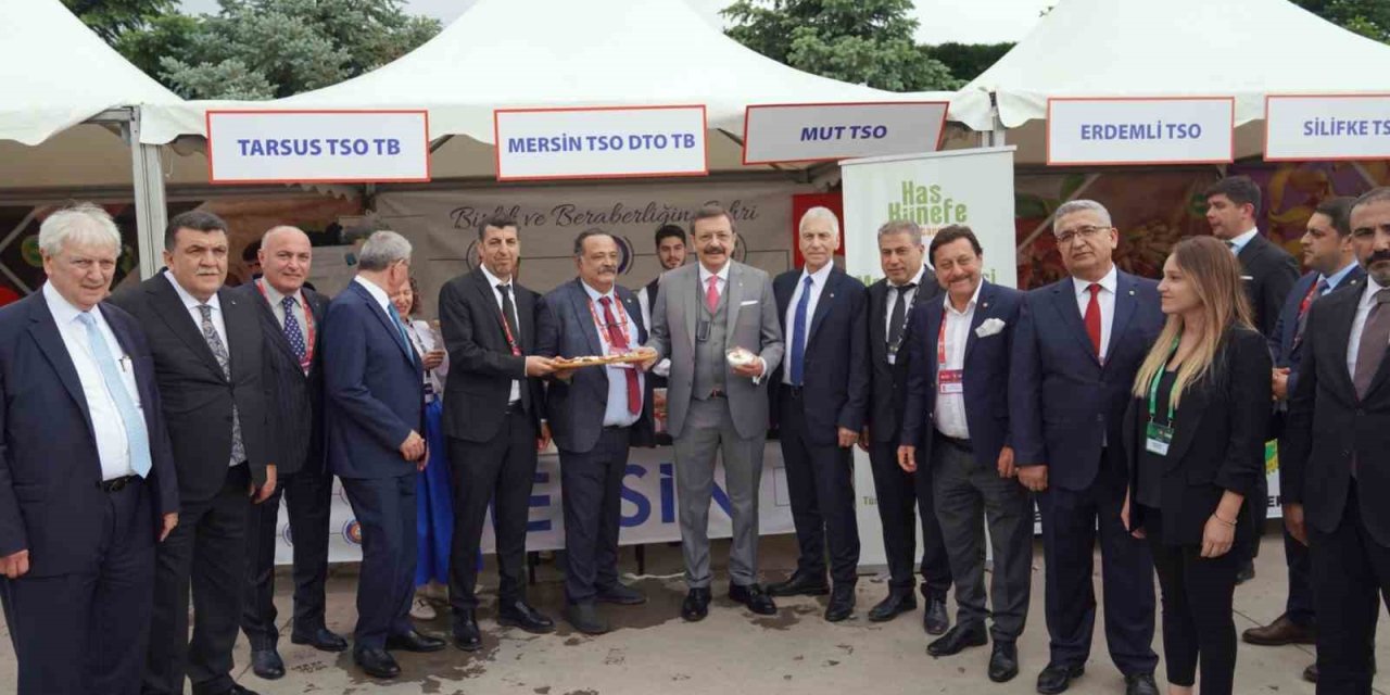 Hisarcıklıoğlu’ndan ETSO standına ziyaret