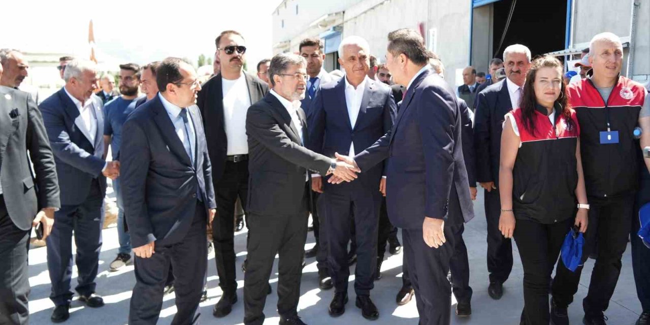 Bakan İbrahim Yumaklı: Tohumda dünyanın ilk 10 ülkesinden biriyiz