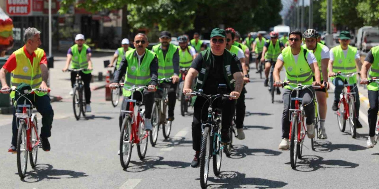 Erzincan'da farkındalık için pedal çevrildi