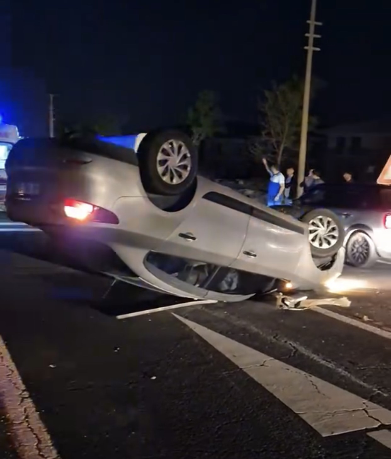 Elazığ’da otomobil ters döndü, 1 yaralı