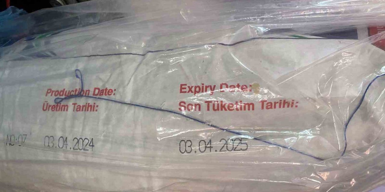 Diyarbakır’da 372 kilo tarihi geçmiş ürüne el konuldu