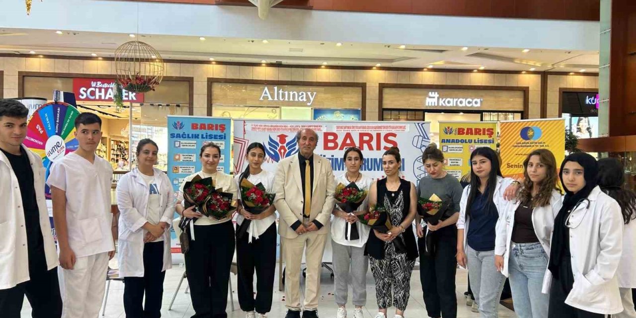 Diyarbakırlı öğrencilerden başarı