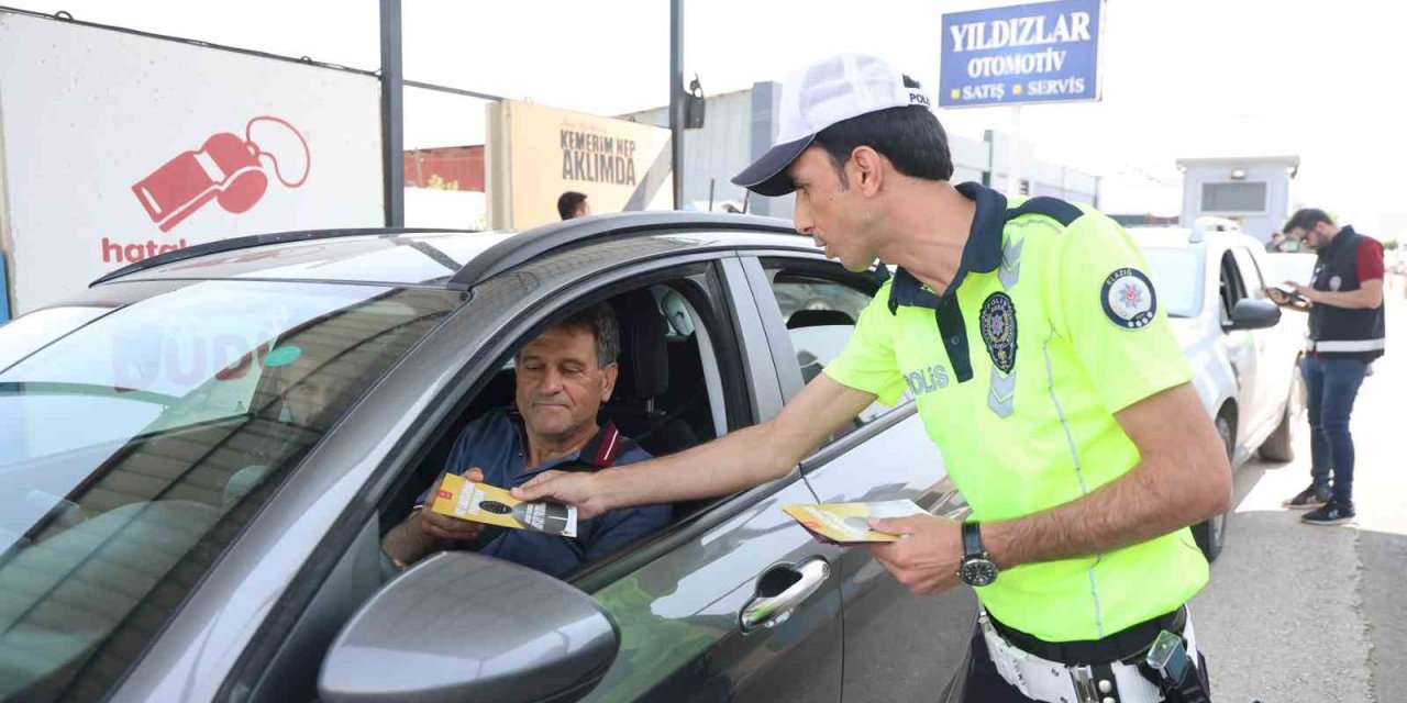 Elazığ’da polis ekipleri bayram denetimi yaptı