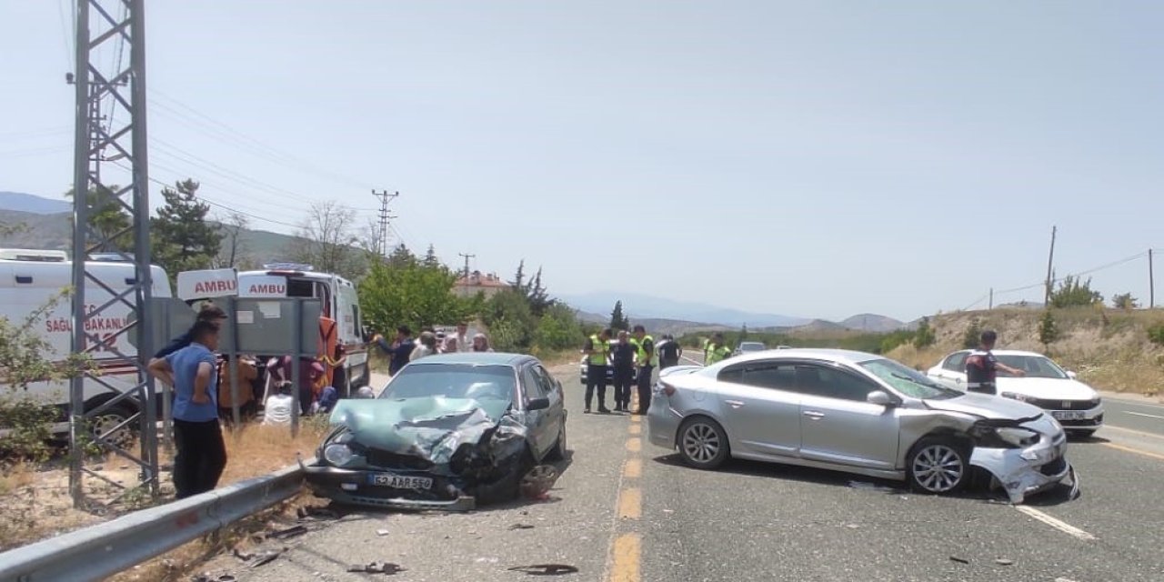 Elazığ’da trafik kazasında 5 kişi yaralandı