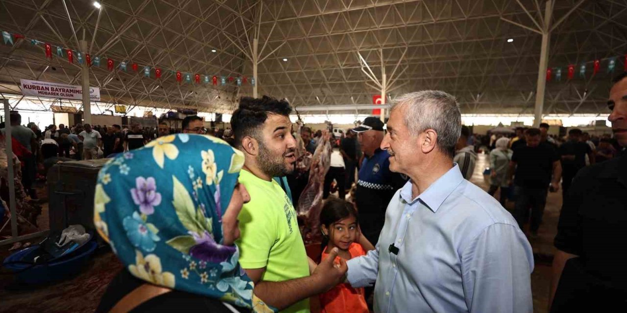 Tahmazoğlu kurban kesim alanlarında incelemelerde bulundu