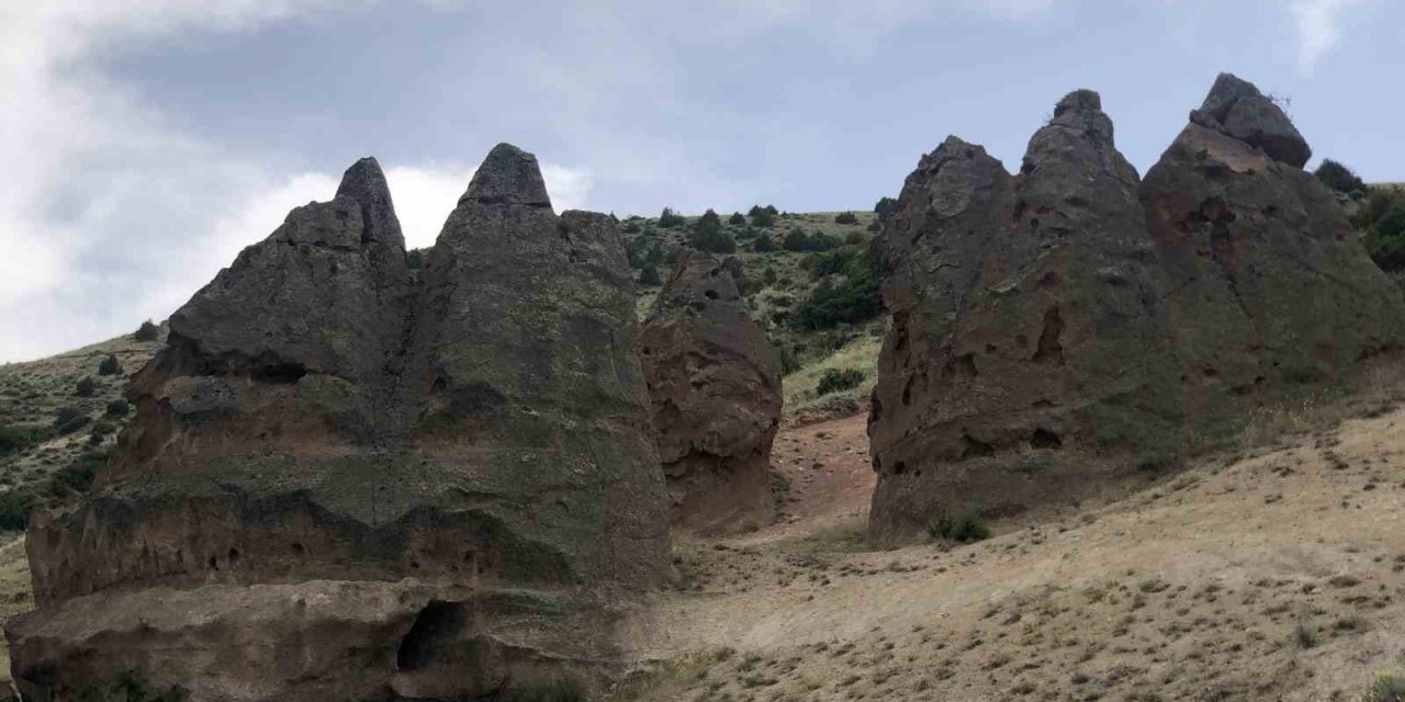 Sarıkamış’ın ’peri bacaları’ görenleri hayran bırakıyor