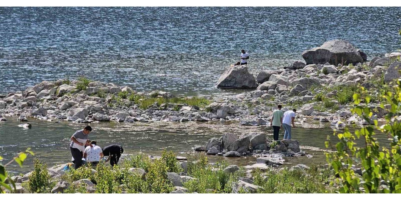 Nemrut Krater Gölü havadan görüldü