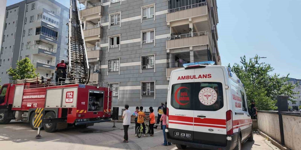 Siverek’te çıkan aparman yangını korkuttu