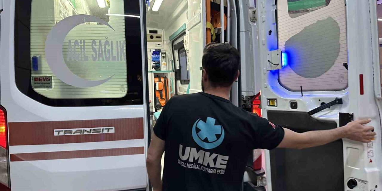 Dördüncü kattan düşen çocuk ağır yaralandı