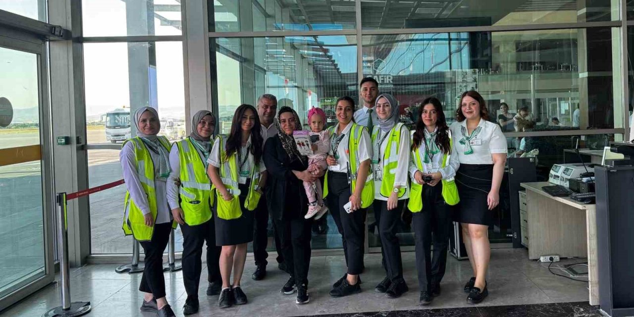 Kanser hastası Cennet’e doğum günü sürprizi