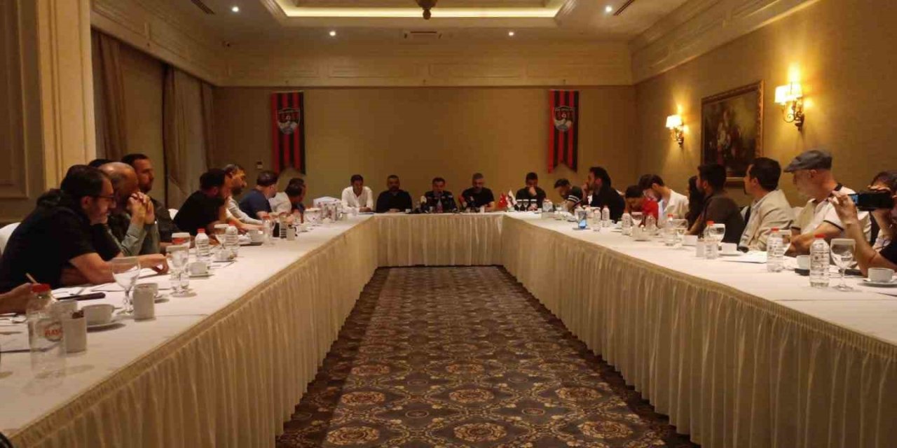 Vanspor yönetimi basınla buluştu