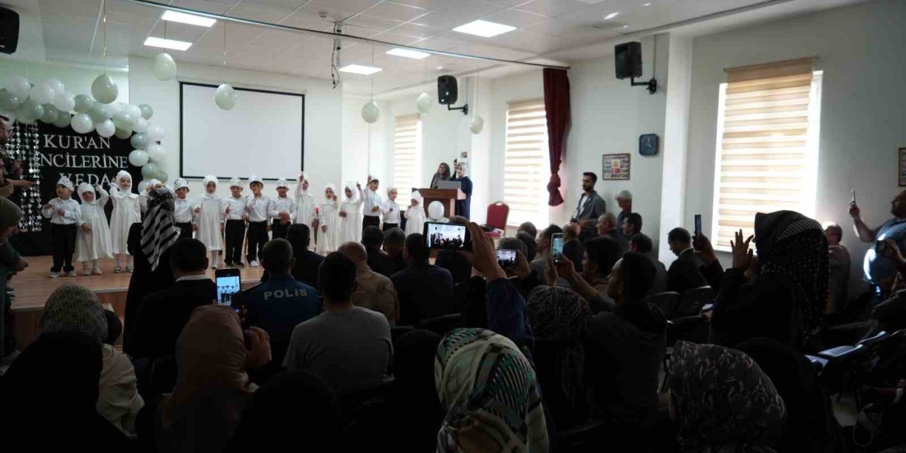 Otlukbeli’de "Kuran İncilerine Veda" programı