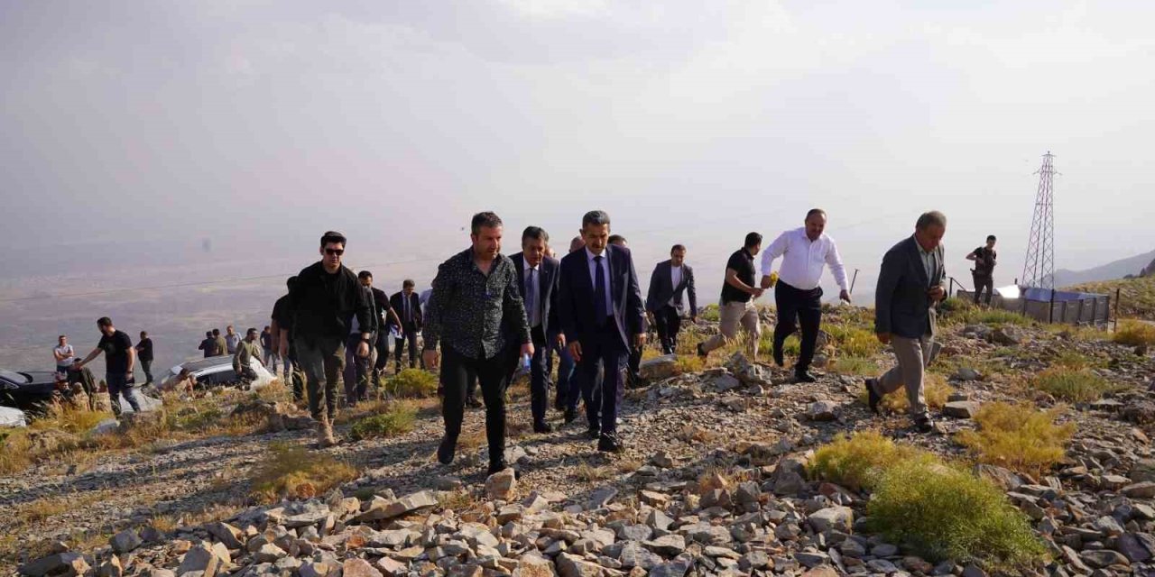 Şırnak Valisi Ekici’den Cudi Dağı’nda incelemelerde bulundu
