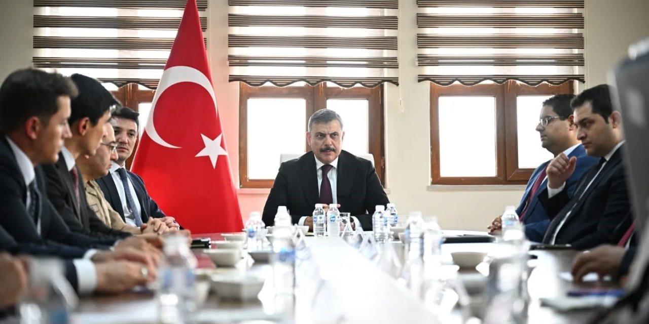 Pasinler’de hayvanları koruma toplantısı