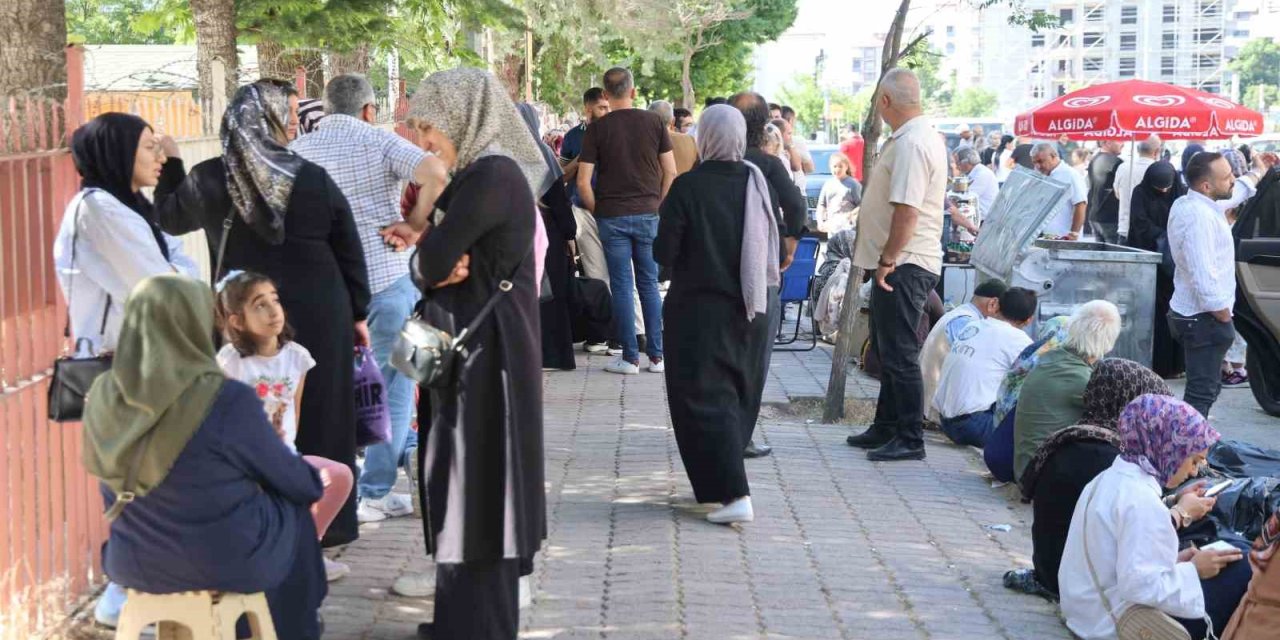 Elazığ’da LGS heyecanı yaşandı