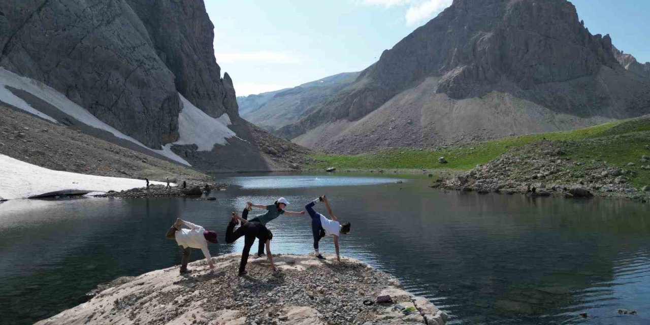 Erzincan’da doğaseverlerin yeni gözdesi Sohmarik Yaylası
