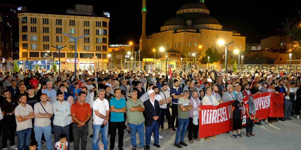 Van’da Gazze için küresel yürüyüş yapıldı