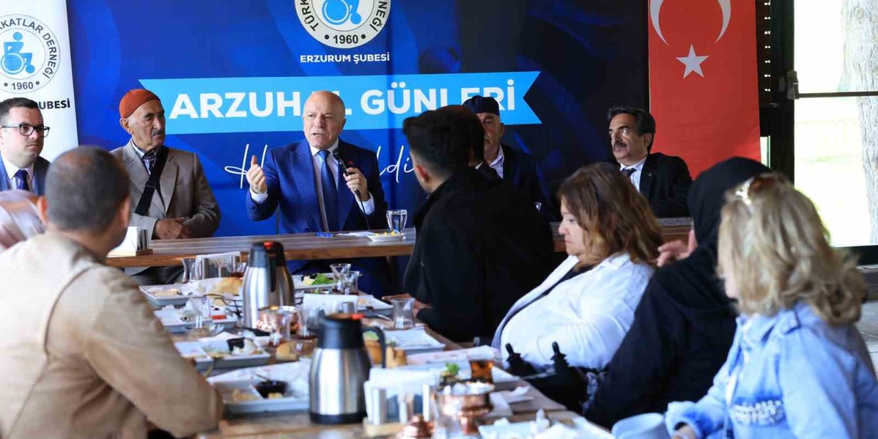 Başkan Sekmen ‘Arzuhal Günleri’ne katıldı