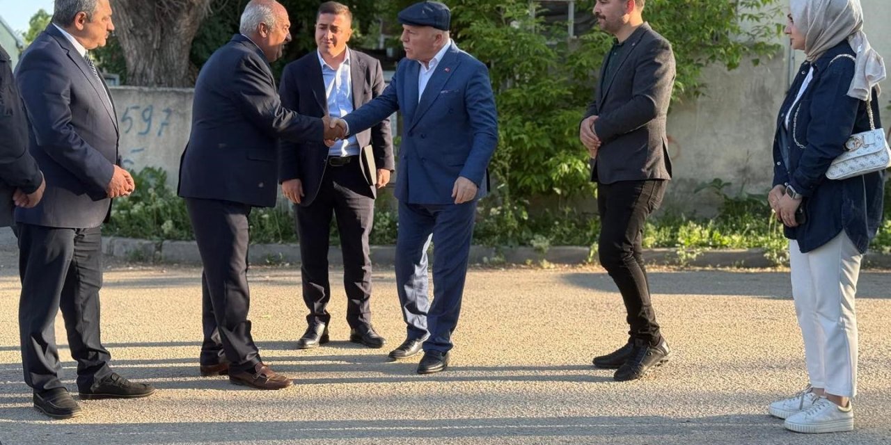 Başkan Mehmet Sekmen: "Eser siyasetimize örnek projeler geliştiriyoruz"
