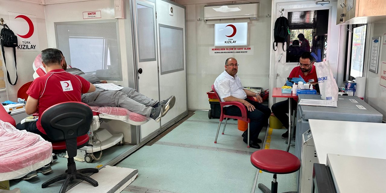 Yüksekova’da kan bağışı kampanyası devam ediyor