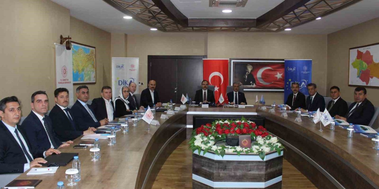 DİKA haziran ayı yönetim kurulu toplantısı Siirt’te yapıldı
