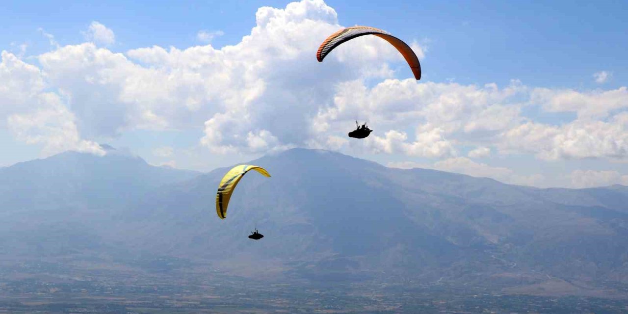 Erzincan semalarında unutulmaz evlilik teklifi