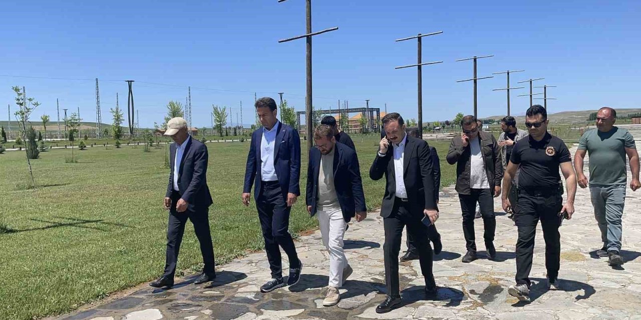 Malazgirt’te kutlama hazırlıkları start verdi