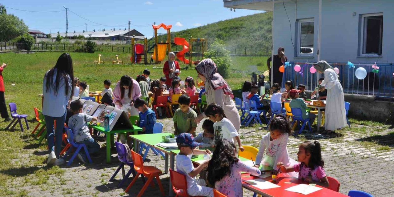 Kars’ta okul öncesi çocuk şenlikleri