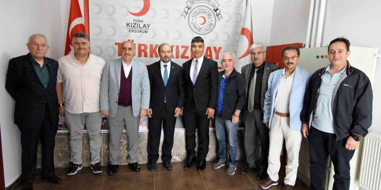 Erzurum Kent Konseyi’nden Kızılay’a ziyaret