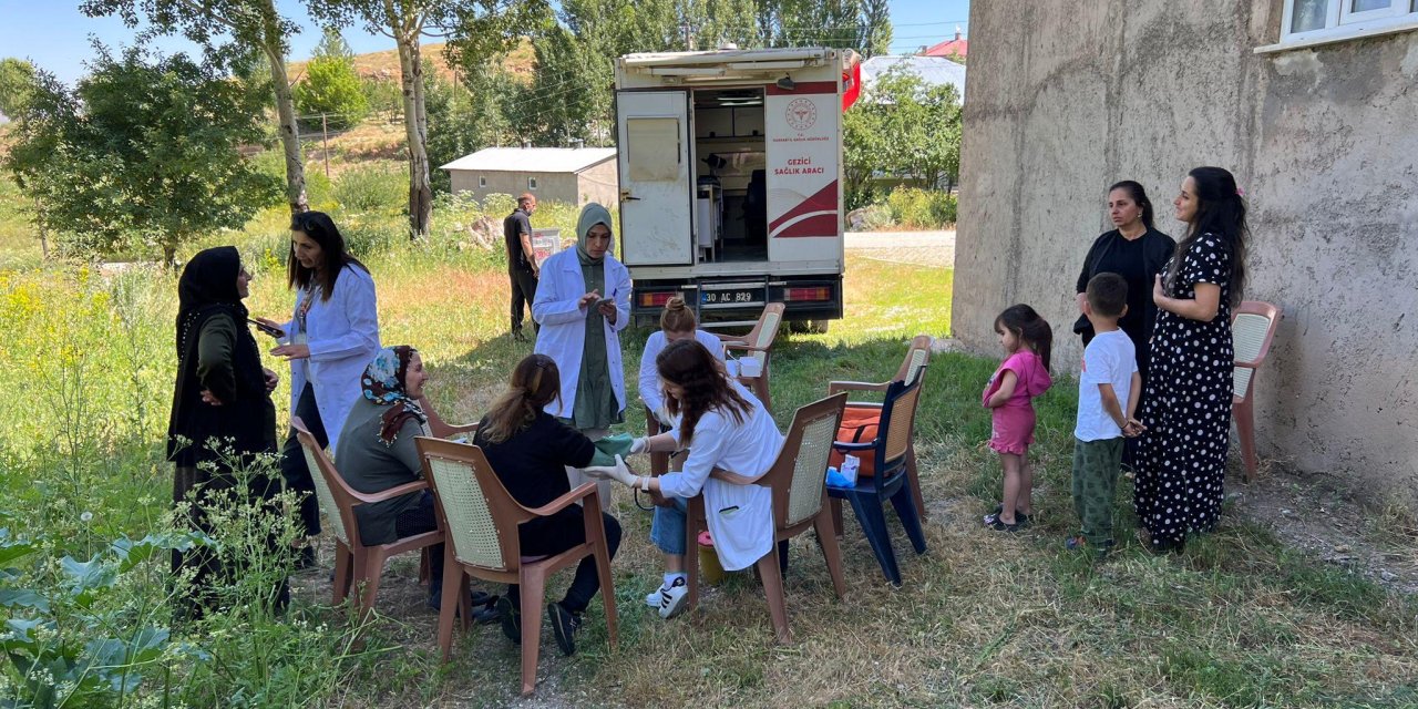 Yüksekova’da gezici sağlık aracıyla 40 köyde tarama yapıldı