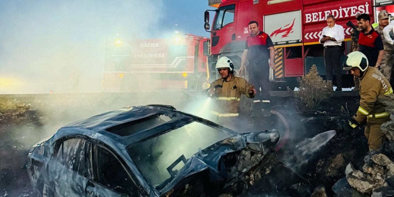 Şırnak'ta alev alan otomobilin sürücüsü öldü