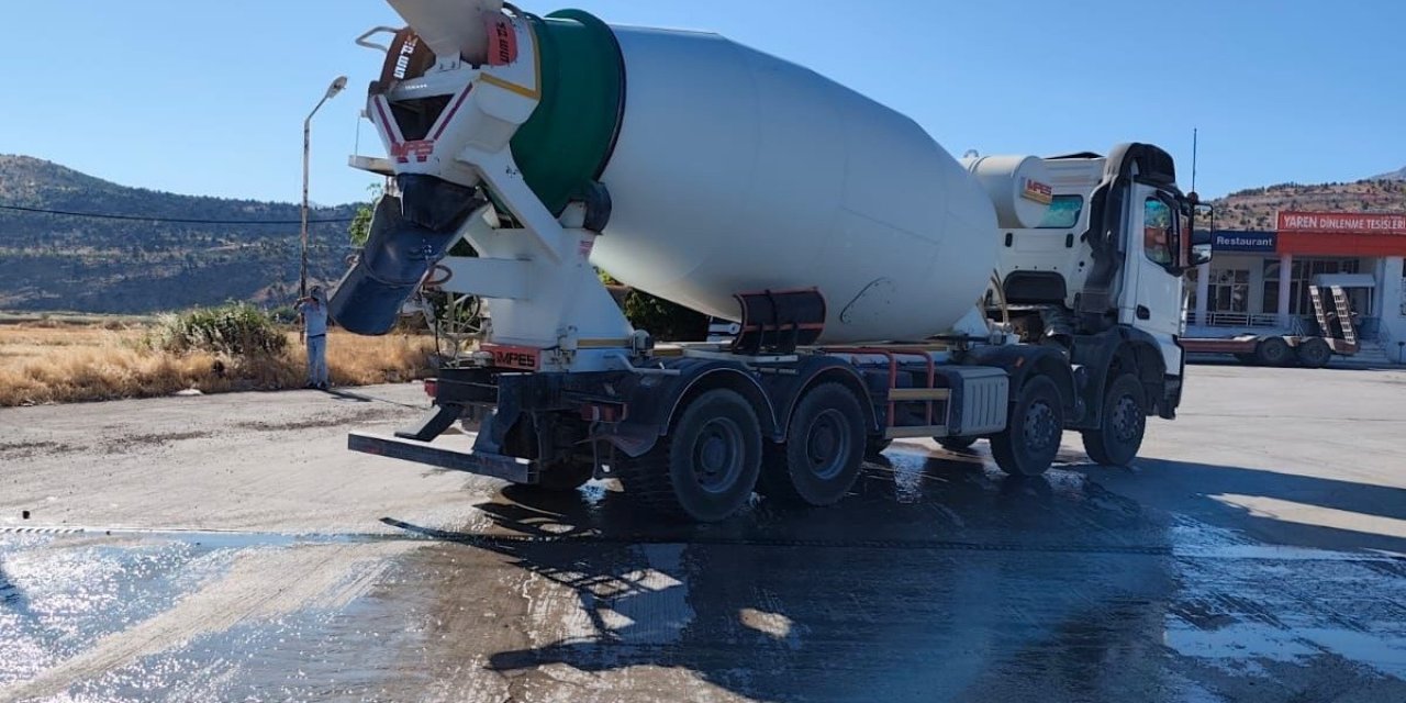 Adıyaman'da tır ile beton mikseri çarpıştı: 1 yaralı