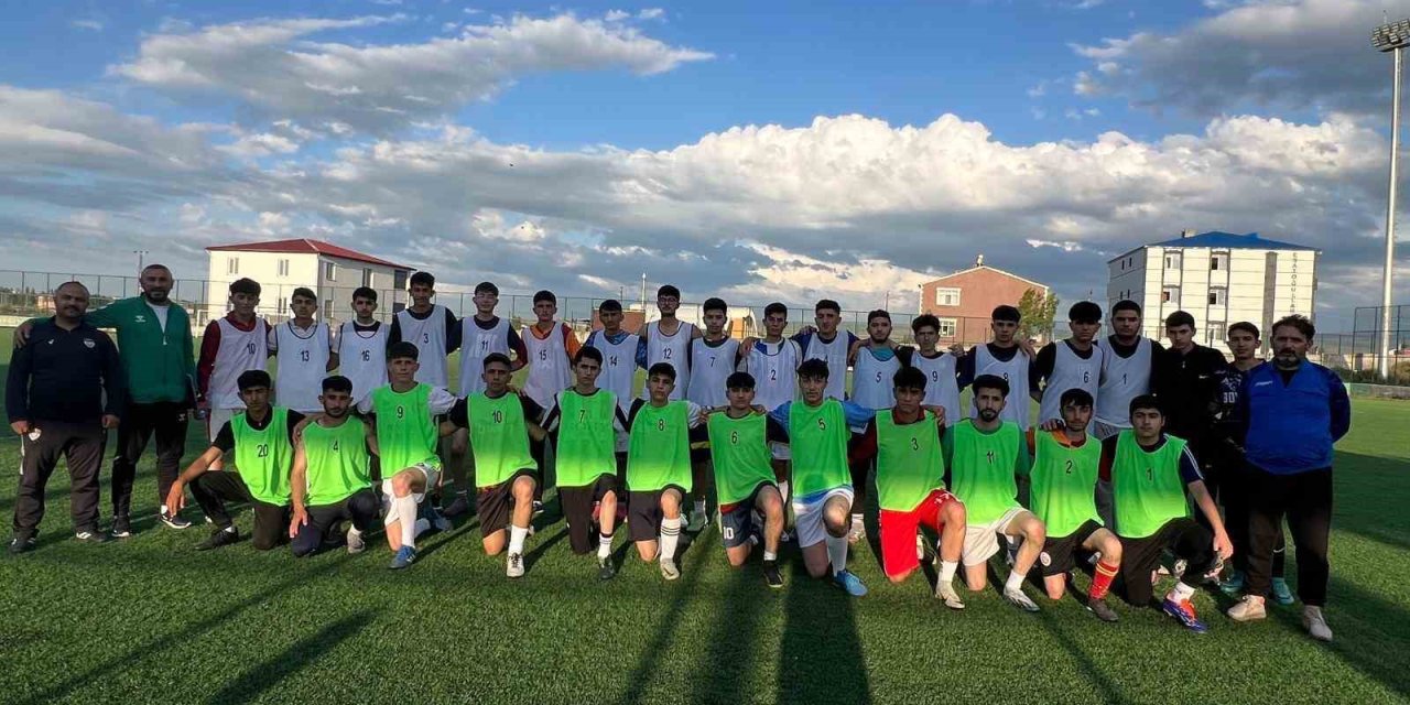 Kars 36 Spor’da altyapı seçmelerinde ilk etap sona erdi