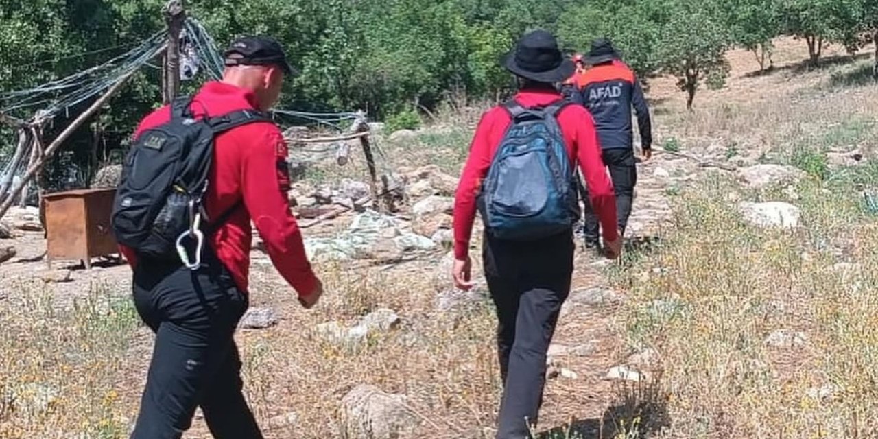 Avaşin'de kaybolan İbrahim Kom'u arama çalışması yeniden başladı