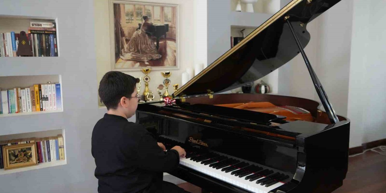 Gaziantepli 13 yaşındaki piyaniste yeni ödül