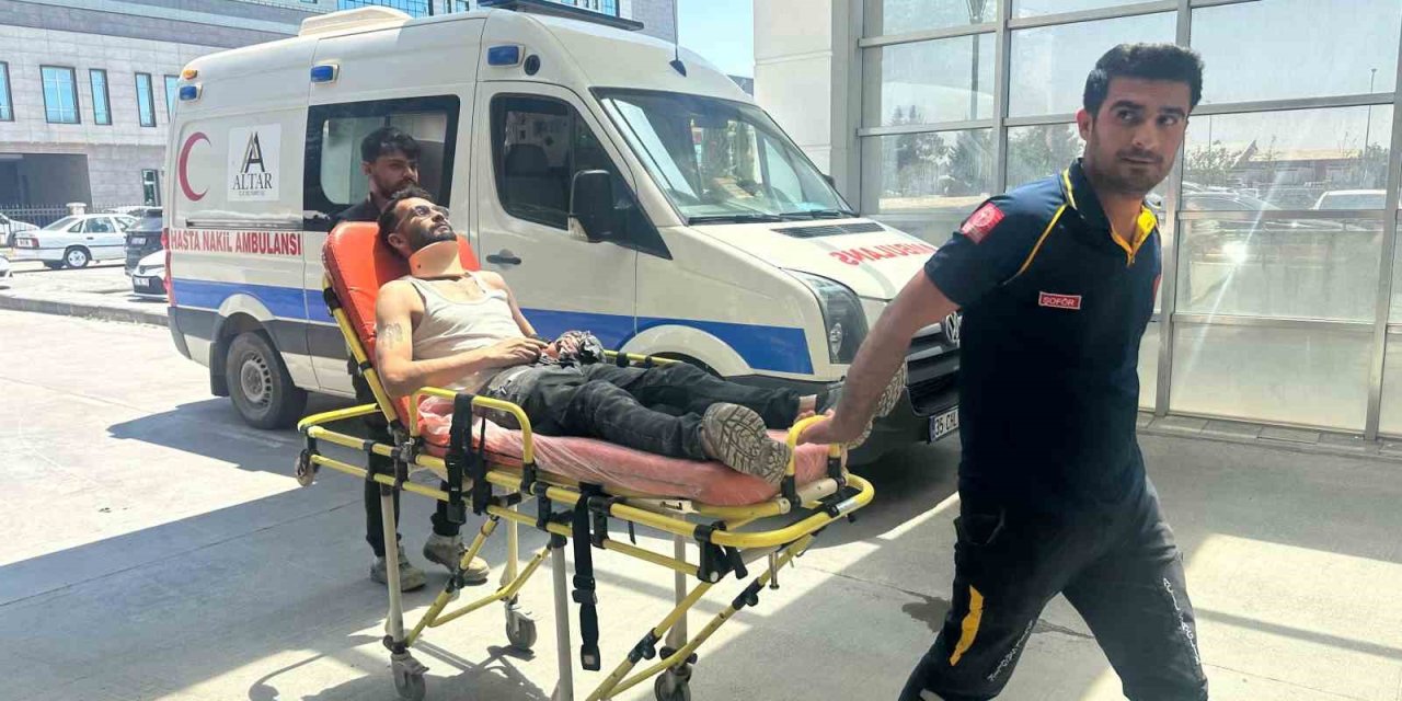 Adıyaman'da asansör boşluğuna düşen işçi yaralandı