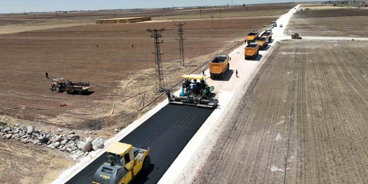 Ceylanpınar kırsalı sıcak asfaltla buluşuyor