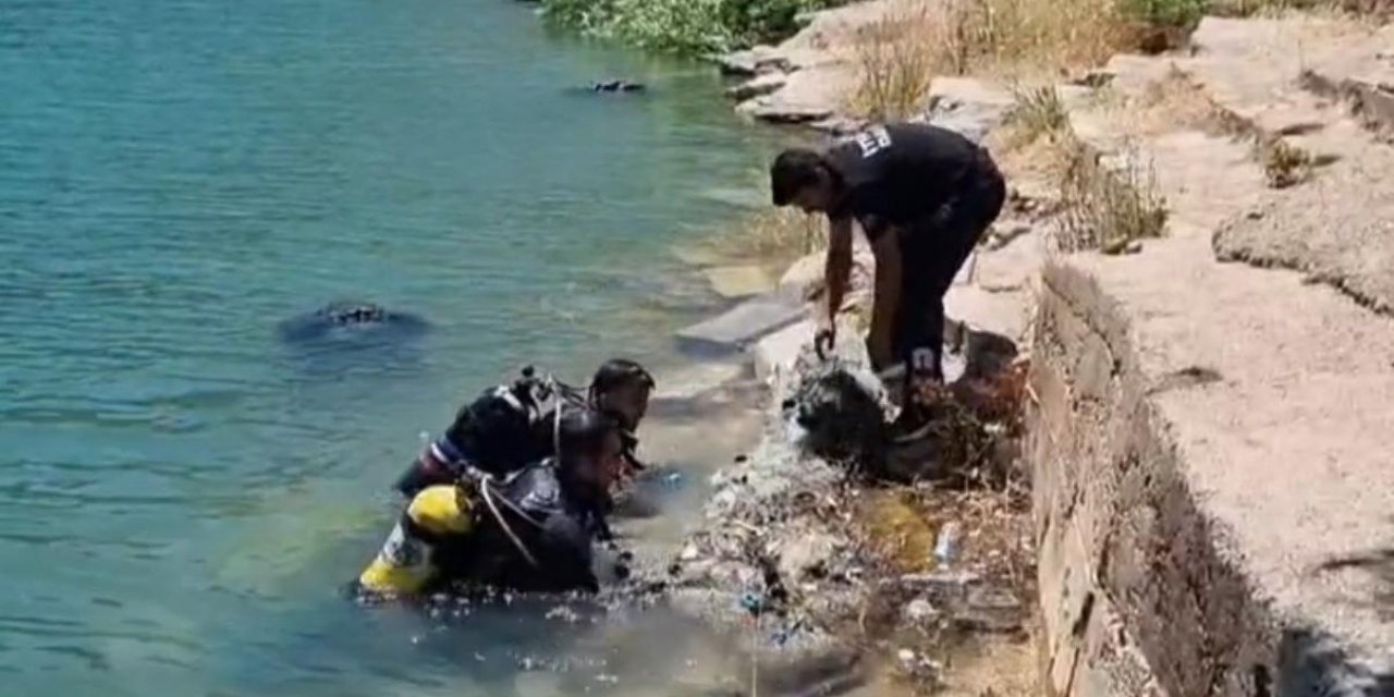 Dicle Baraj Gölü’nün altında temizlik çalışması gerçekleştirildi